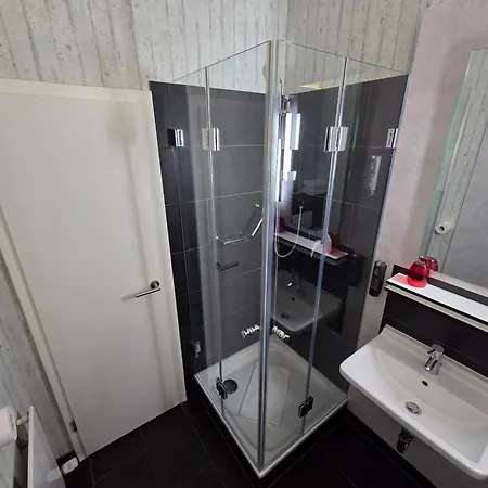 Hotel Cristall - Frankfurt City