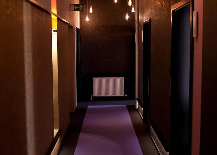 Otel Cristall - Frankfurt 3*