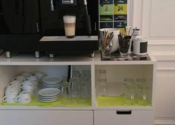 Otel Cristall - Frankfurt 3*
