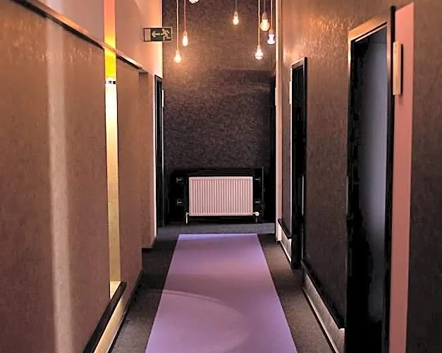Otel Cristall - Frankfurt Frankfurt am Main