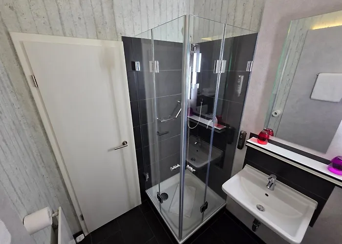 Cristall - Frankfurt 3*