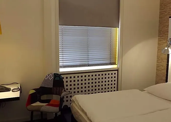 Cristall - Frankfurt Hotel 3*