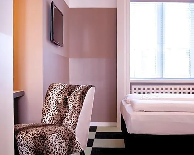 Cristall - Frankfurt Hotel